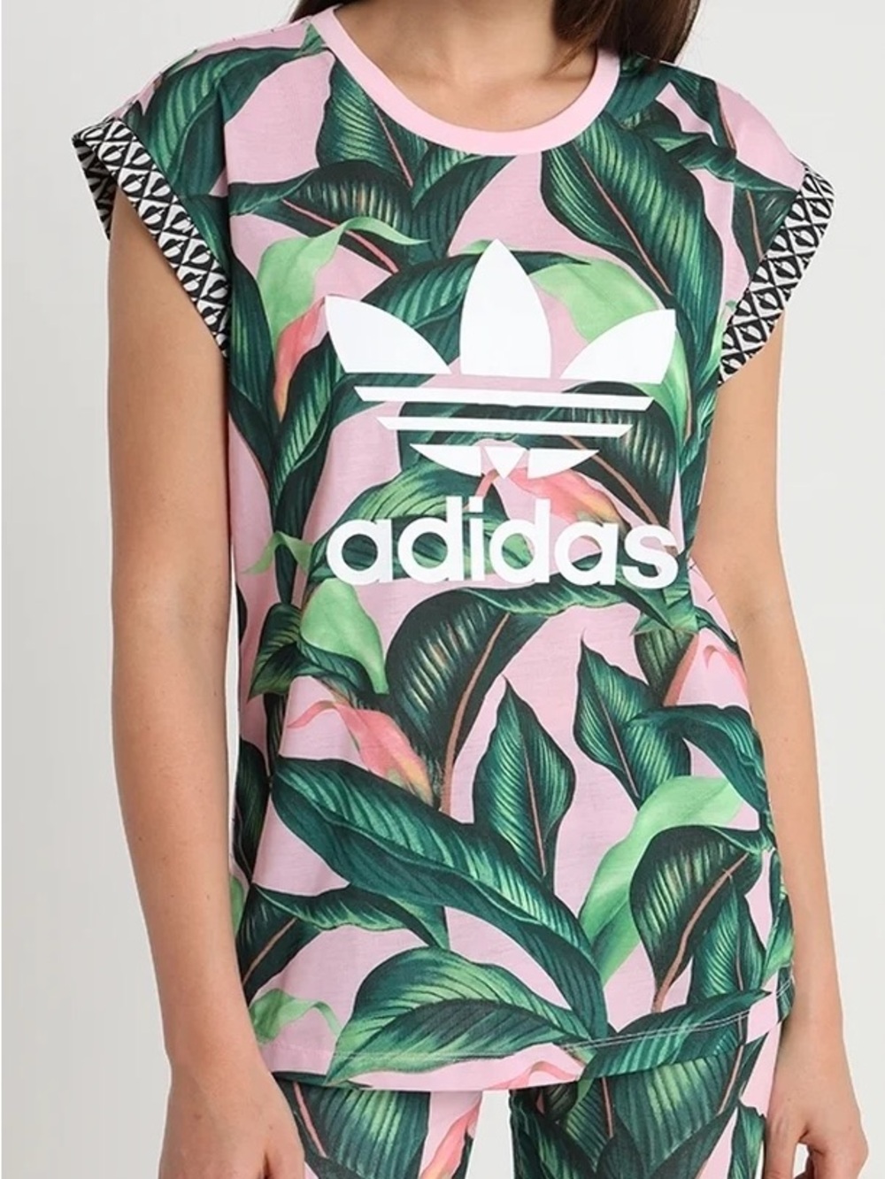 Adidas X Farm Rio Short‎ Sleeve Pink Tropical Leaf Crewneck Cap Sleeve Shirt XS